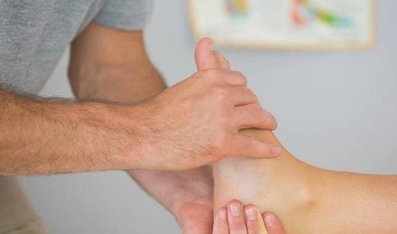 Neu chan co 3 bieu hien nay, rat co the la '