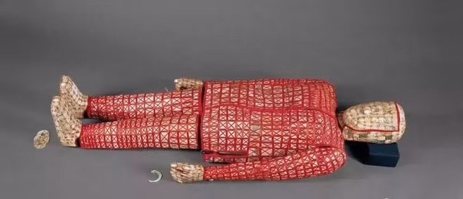 Kham pha lang mo con trai Trong Thuy, phat hien dieu bat ngo-Hinh-2