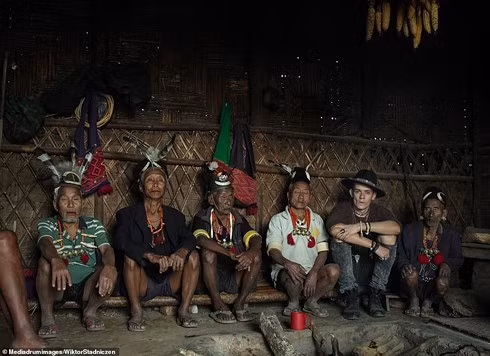 Chuyen kinh di ve bo toc dieu dau nguoi quanh lang-Hinh-3