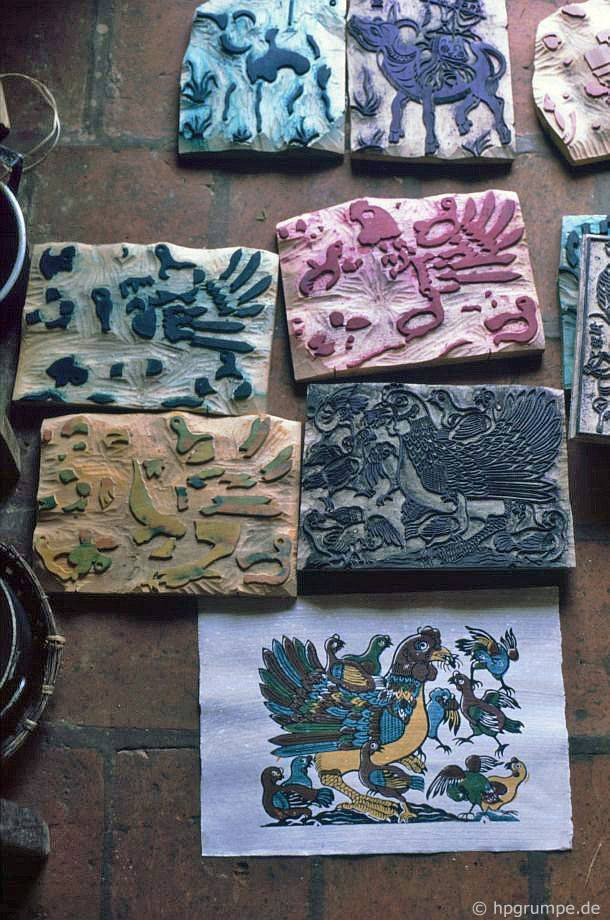 Tranh "Đàn gà mẹ con".