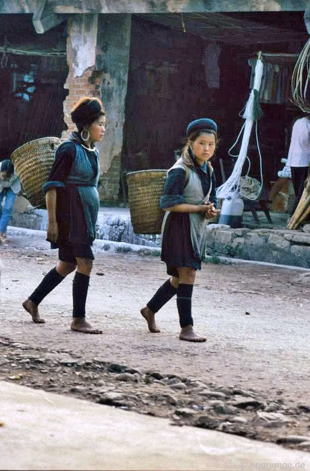 Phụ nữ người H’Mông Đen.