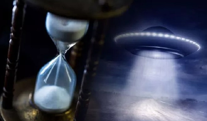 UFO la co may cua chung ta tro ve tu tuong lai?