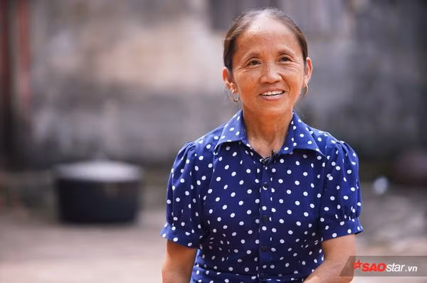 Ly do Ba Tan Vlog den gio moi duoc bat che do kiem tien