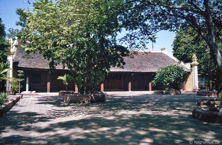 Toàn cảnh tòa Thượng điện.