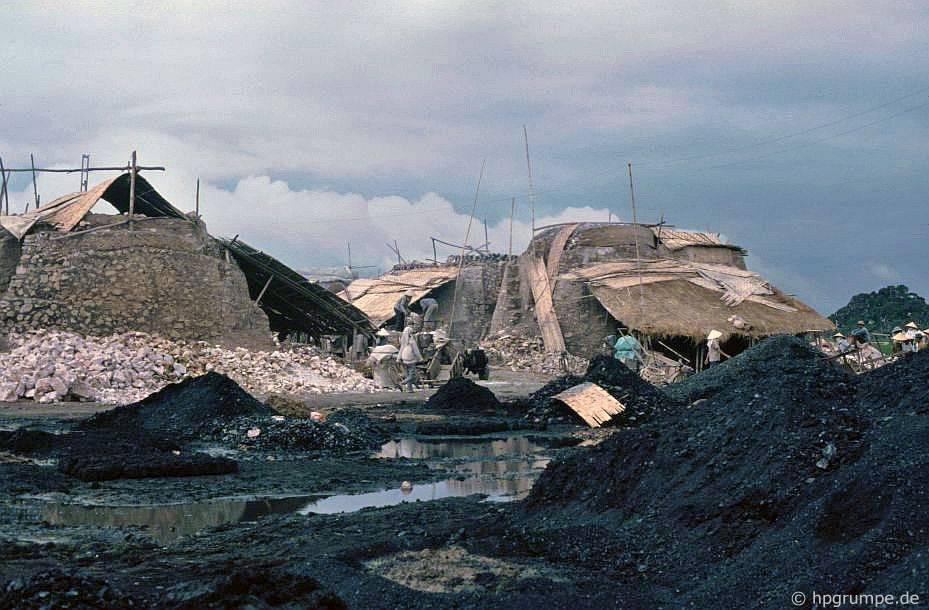 Lò nung vôi ở Thạch Thất.