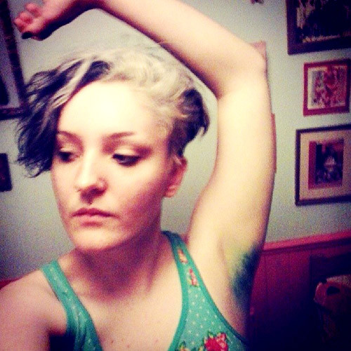 Hầu hết những người áp dụng xu hướng làm đẹp này đều là những tín đồ thích nổi loạn.