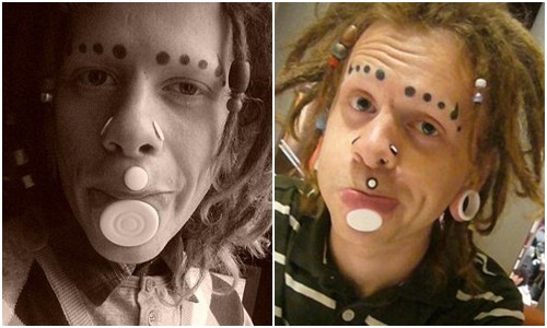 Trước đó, Jenya cũng rất đam mê với nghệ thuật xỏ khuyên trên mặt.