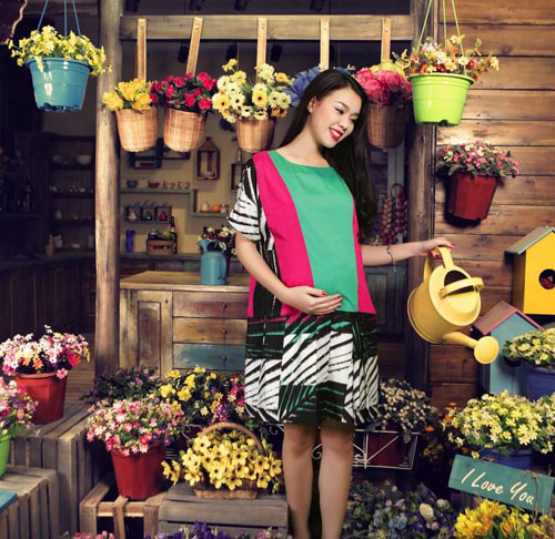 Giao lưu nhiều với người khác trong công việc. Trong điều kiện, tình trạng sức khỏe cho phép, cố gắng duy trì trạng thái làm việc, với người khác, sự giao lưu luôn trợ giúp cho bà bầu tập trung vào công việc, đẩy trừ tâm trạng căng thẳng.