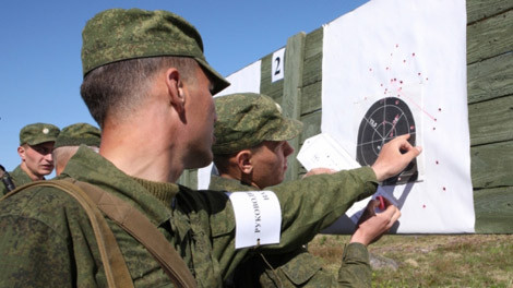 Ở trường bắn mới, bia bắn sẽ được làm bằng chất dẻo đặc biệt cho phép tự bịt lỗ vết đạn.