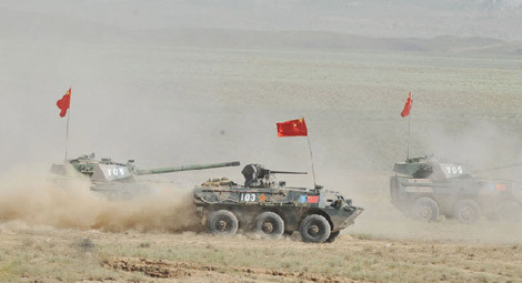 Xe bọc thép, pháo tự hành Quân đội Trung Quốc trong tập trận "sứ mệnh hòa bình 2012".