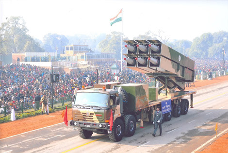 Bệ phóng di động hệ thống Prahaar với 6 đạn tên lửa.