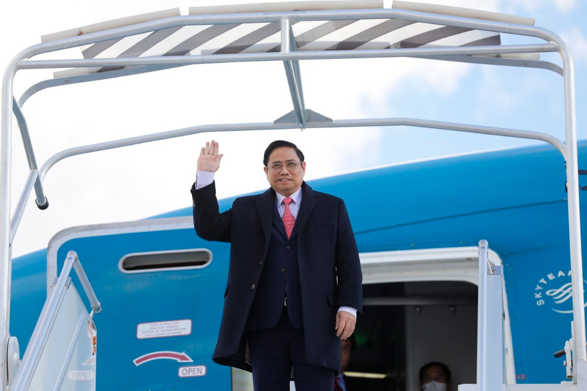 Thu tuong Pham Minh Chinh bat dau tham chinh thuc Phap