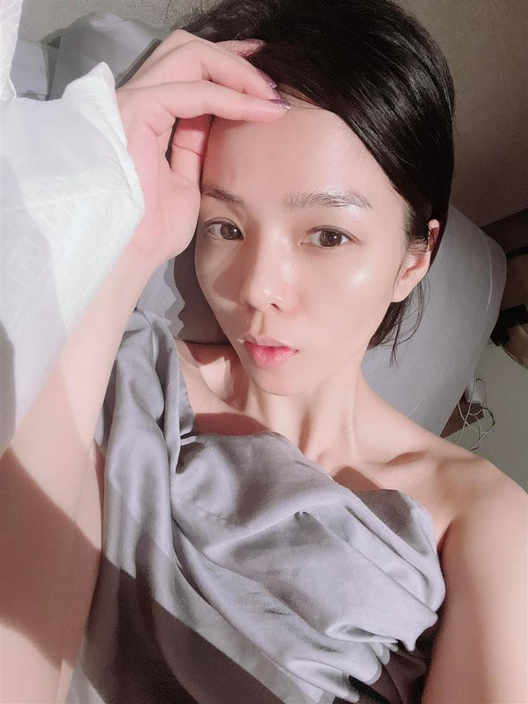 Le Quyen phan ung cang det khi bi che 'body kho muc'