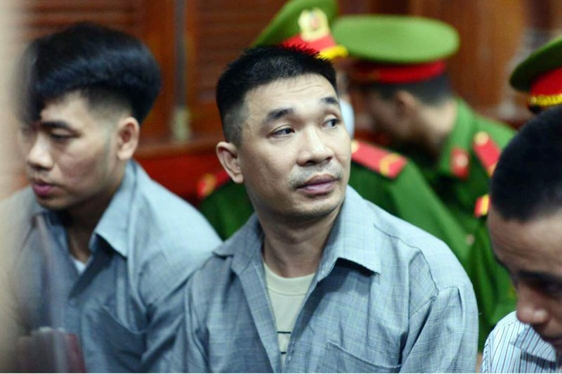 Nu bi cao vu Van Kinh Duong rut don, chap nhan an chung than