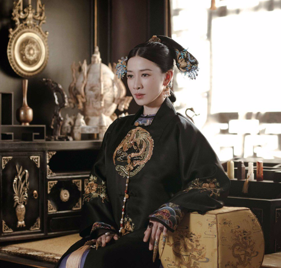 Nu nhan tung duoc Hoang de Khang Hy vinh sung ngat troi-Hinh-3