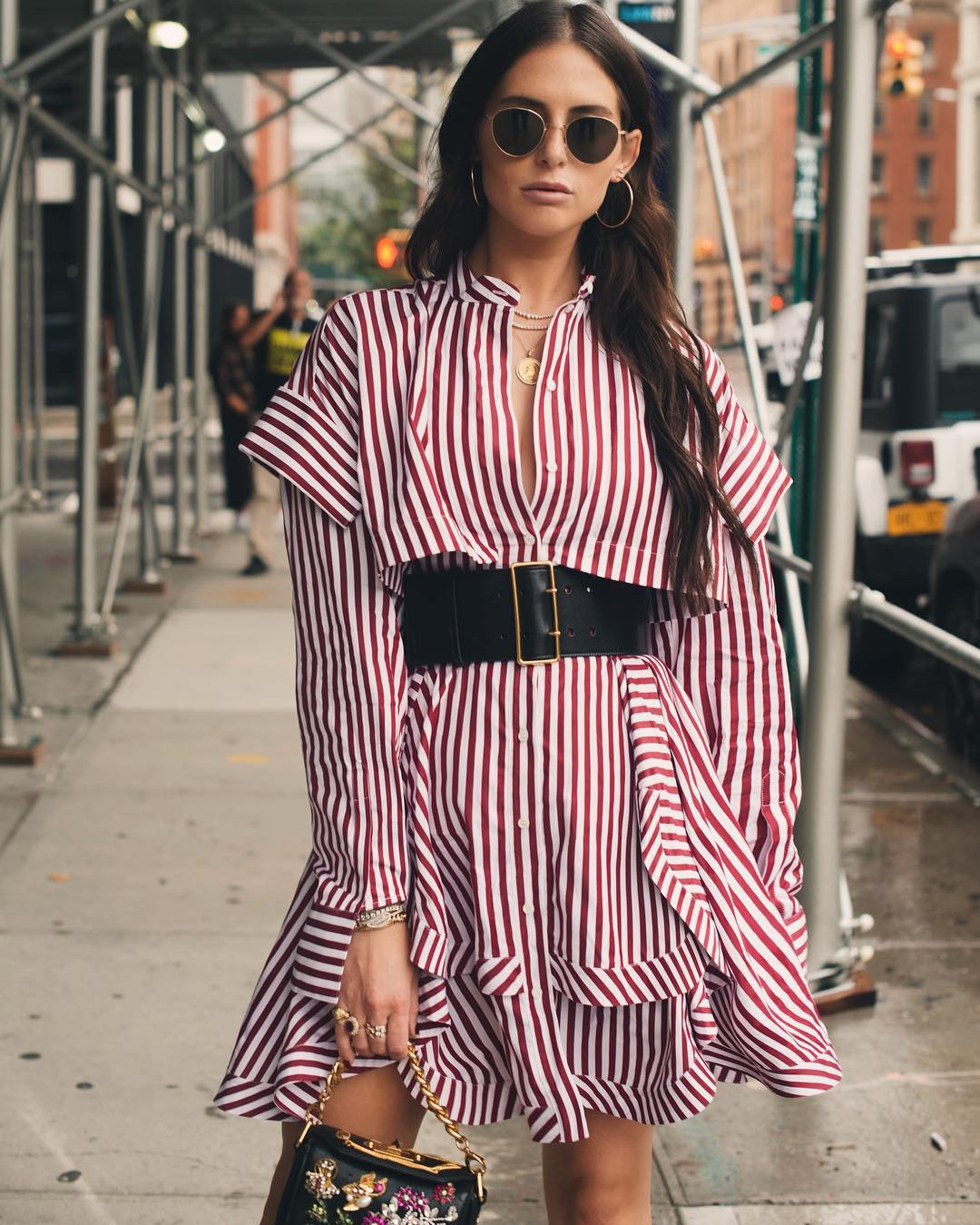 Cuoc song xa hoa cua con gai ong chu hang may tinh Dell-Hinh-6