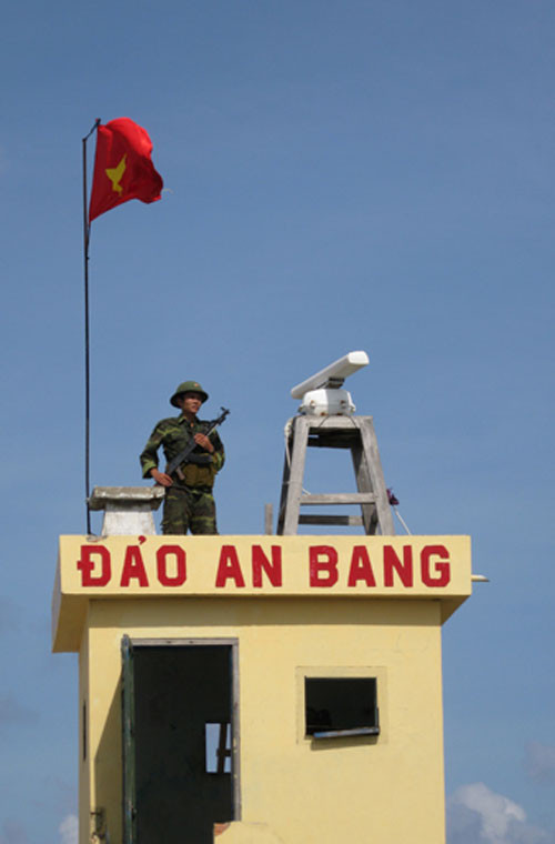 Chủ quyền Tổ quốc.