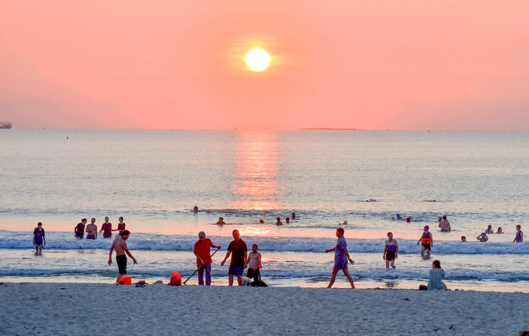 Nhung bai bien hoang so khien du khach say dam o Quang Ngai-Hinh-2