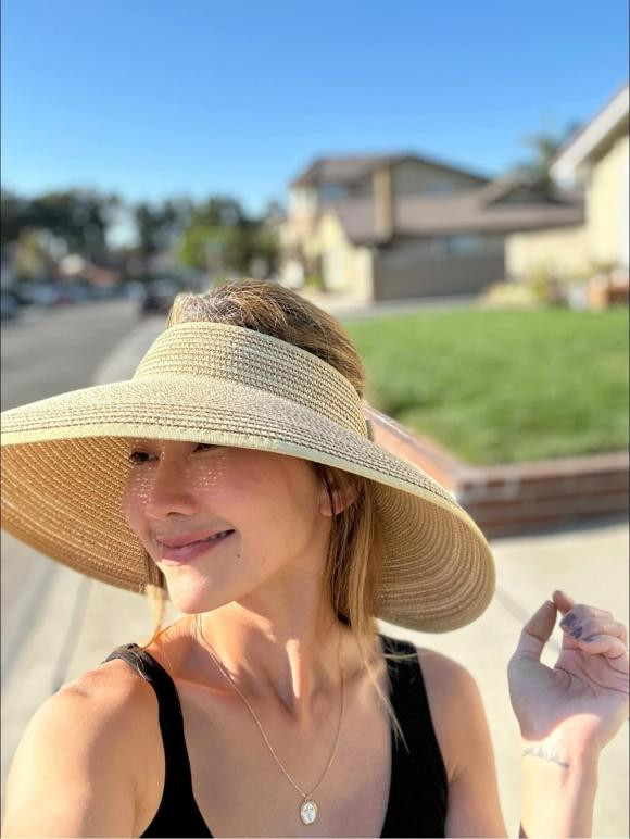 Kim Hien khoe vuon cay tai My, tiet lo ly do it xuat hien tren Facebook-Hinh-8