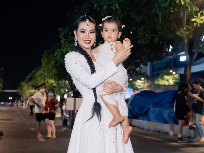 Sao Viet an chay: Nguoi co bap, nguoi doat giai My nhan hap dan-Hinh-2