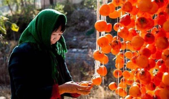 Đừng nói ba lời này nữa, nghiệp chướng nặng lắm! - Hình 2 Dung noi ba loi nay nua, nghiep chuong nang lam!-Hinh-2