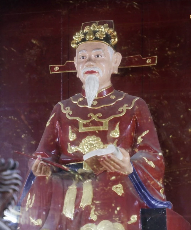 Han Thuyen: Ong to van Nom va bai te duoi ca sau