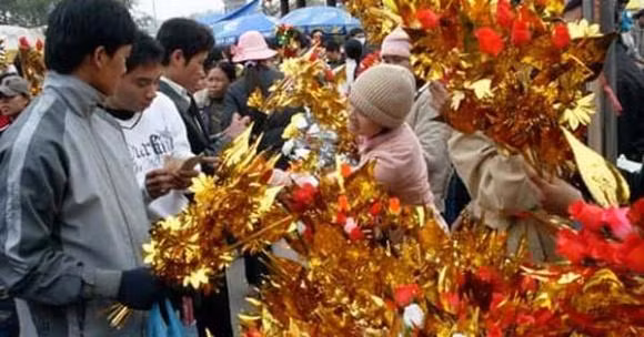 Ngay Ram luu y khong duoc dat 5 thu nay tren ban tho-Hinh-4