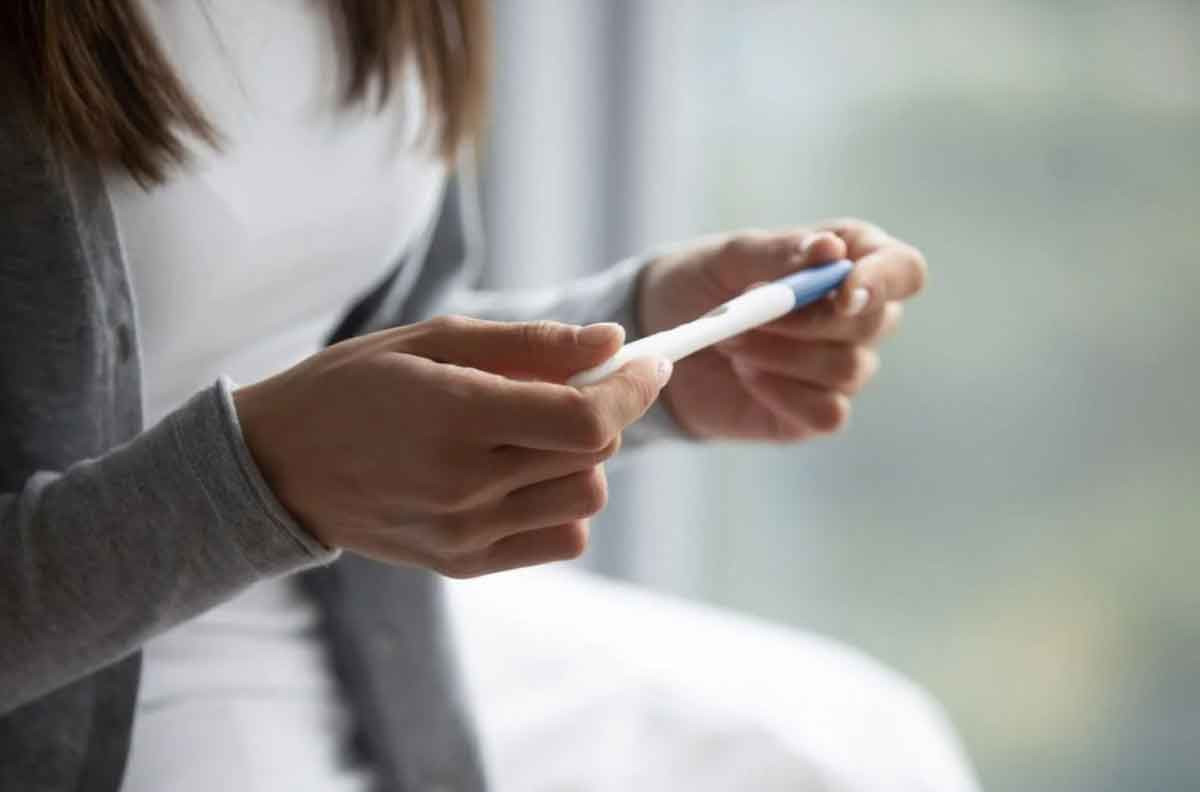 Chong sap cuoi vui mung ra mat khi biet tin toi bi vo sinh