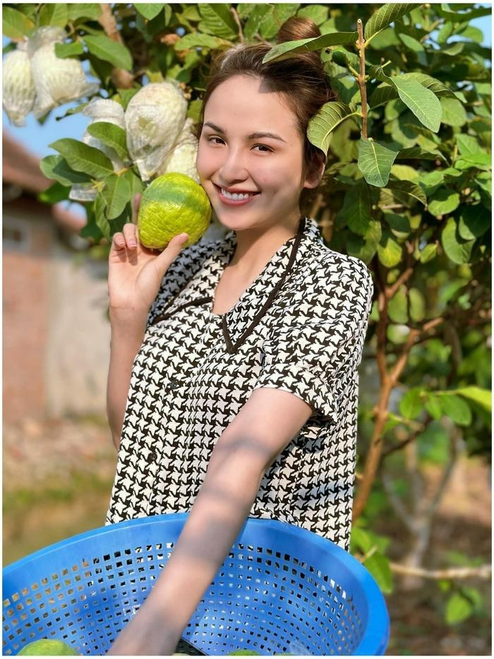 Cuộc sống ở tuổi 33 của Hoa hậu Diễm Hương ra sao? - Hình 7 Cuoc song o tuoi 33 cua Hoa hau Diem Huong ra sao?-Hinh-7