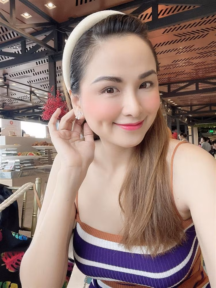 Cuoc song o tuoi 33 cua Hoa hau Diem Huong ra sao?-Hinh-6