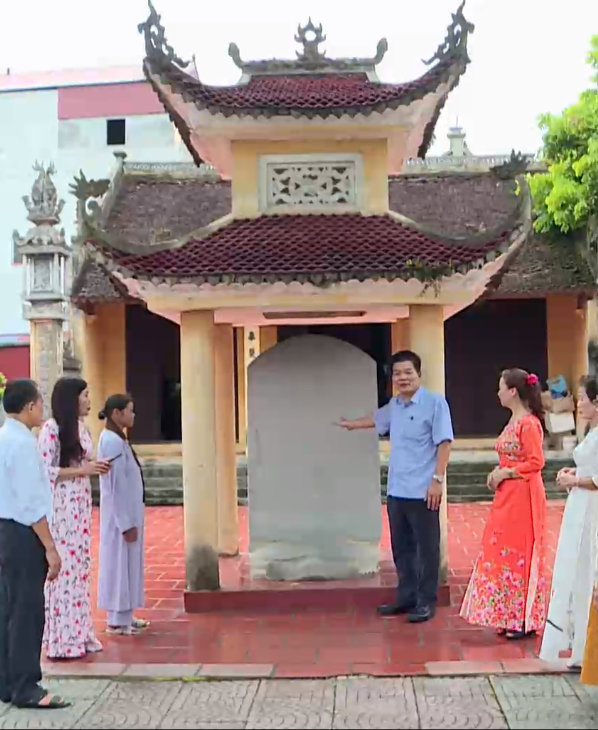 Trang nguyen nuoc Viet nao duoc yeu tinh tang ngoc?