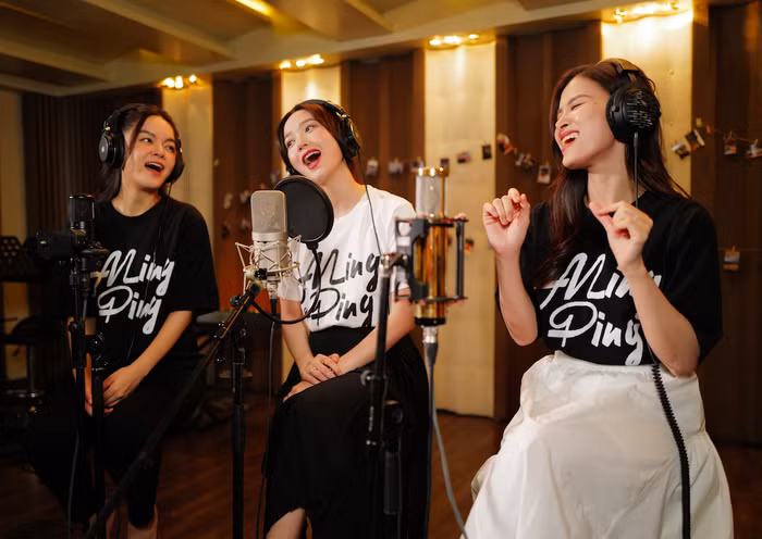 Minh Hang tu hop hoi ban than, dan me bim do sac 'bat phan thang bai'-Hinh-2