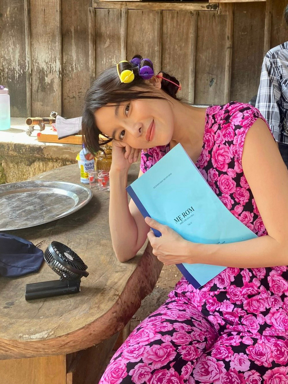 Ly do Cao Thai Ha xin doi vai phan dien trong “Me rom“-Hinh-4