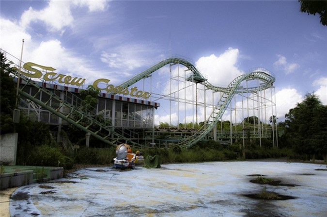 ##sc### Công viên bỏ hoang Takakanonuma, Fukushima đóng cửa rất đột ngột do những cái chết liên tiếp xảy ra trên đường ray tàu siêu tốc. 