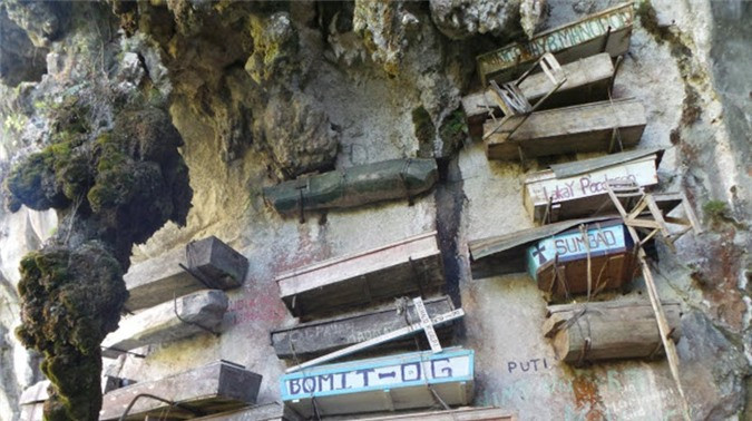 ##sc### Quan tài treo ở Sagada, Philippines là nơi chôn cất của người dân tộc Igorot. 
