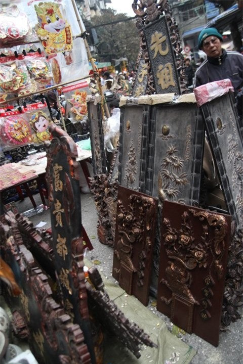 Độc đáo chợ đồ cổ ở Hà Nội - Hình 2 Doc dao cho do co o Ha Noi-Hinh-2