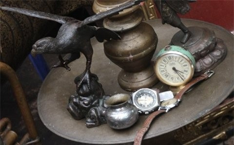 Độc đáo chợ đồ cổ ở Hà Nội - Hình 32 Doc dao cho do co o Ha Noi-Hinh-32