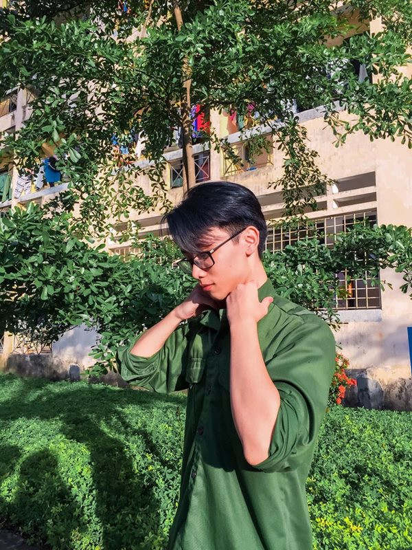 Nắng gió ở trung tâm giáo dục ANQP có vẻ càng làm cho nhan sắc của các nam sinh nổi bần bật.