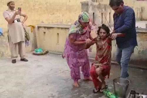 Hãi hùng cảnh chồng nhốt vợ trong nhà vệ sinh tăm tối suốt 18 tháng ảnh 2