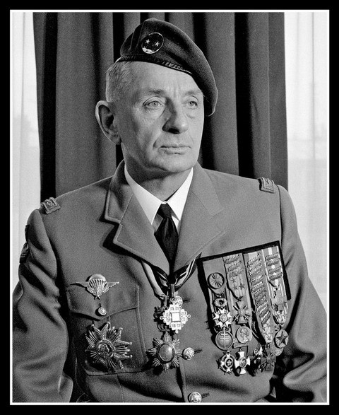 Tướng Marcel Bigeard.