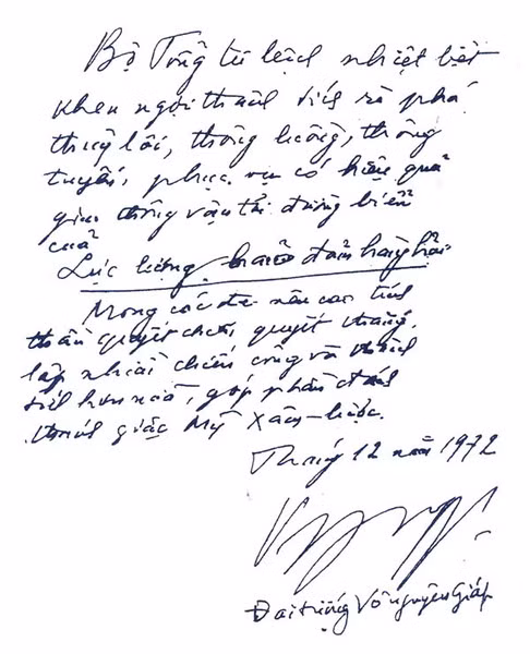 Di bút của Đại tướng Võ Nguyên Giáp khi thăm cán bộ, chiến sĩ bảo đảm hàng hải tháng 12/1972.