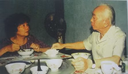 Bữa ăn của vợ chồng Đại tướng Võ Nguyên Giáp.