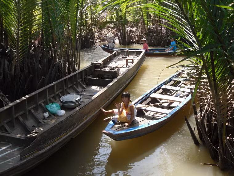 7 . Đi du lịch xa hơn. TP HCM là điểm khởi đầu đầu hoàn hảo để khám phá khu vực miền Nam Việt Nam, cũng như các quốc gia Đông Nam Á lân cận như Campuchia, Thái Lan.