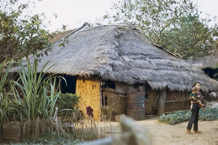 Một làng quê nghèo.