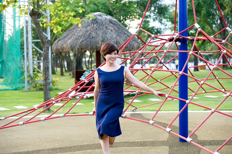 Thi thoảng, NSƯT Ngọc Huyền đưa một vài hình ảnh lên trang cá nhân, hoặc ảnh do bạn bè, con gái chị đăng tải.