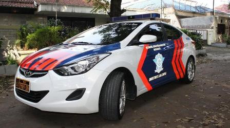 Hyundai Elantra trang bị động cơ 4 xi-lanh dung tích 1,8 lít, hệ thống biến thiên van kép D-CVVT cho công suất 150 mã lực tại vòng tua 6.500 vòng/phút, mô-men xoắn cực đại 182 Nm tại vòng tua 4.700 vòng/phút. Hộp số tự động 6 cấp hoặc số sàn 6 cấp. Mẫu xe này có khả năng đạt tốc độ cao dành cho cảnh sát hình sự Indonesia.