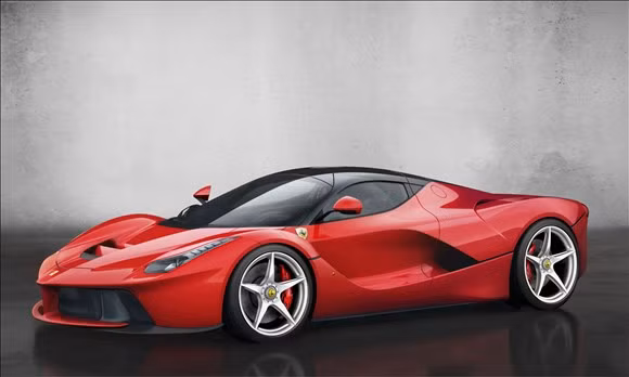 "Ngựa lồng" Ferrari LaFerrari hoàn hảo đến từng chi tiết. Siêu xe đến từ Ý trang bị động cơ hybrid V12 mạnh mẽ, kiểu dáng quyến rũ và sở hữu khả năng tăng tốc nhanh nhất thế giới từ 0-100 km/h chỉ trong 2,5 giây. Dòng xe này hứa hẹn tiếp tục làm mưa làm gió trong năm 2015 và thời gian dài sau đó.