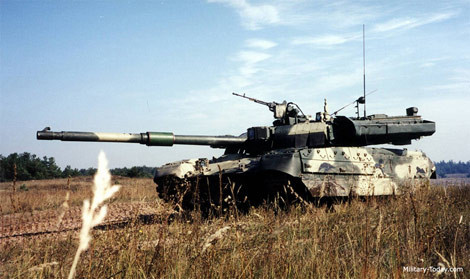 Xe tăng chiến đấu chủ lực pha trộn "Liên Xô - NATO" T-84 Yatagan.