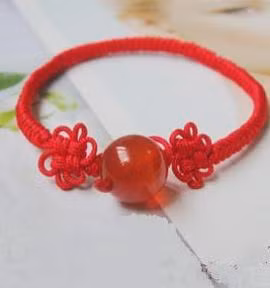 Dây kết cát tường cũng được sử dụng như liệu pháp phong thủy trong sự nghiệp và rất nhiều các ứng dụng khác nữa.