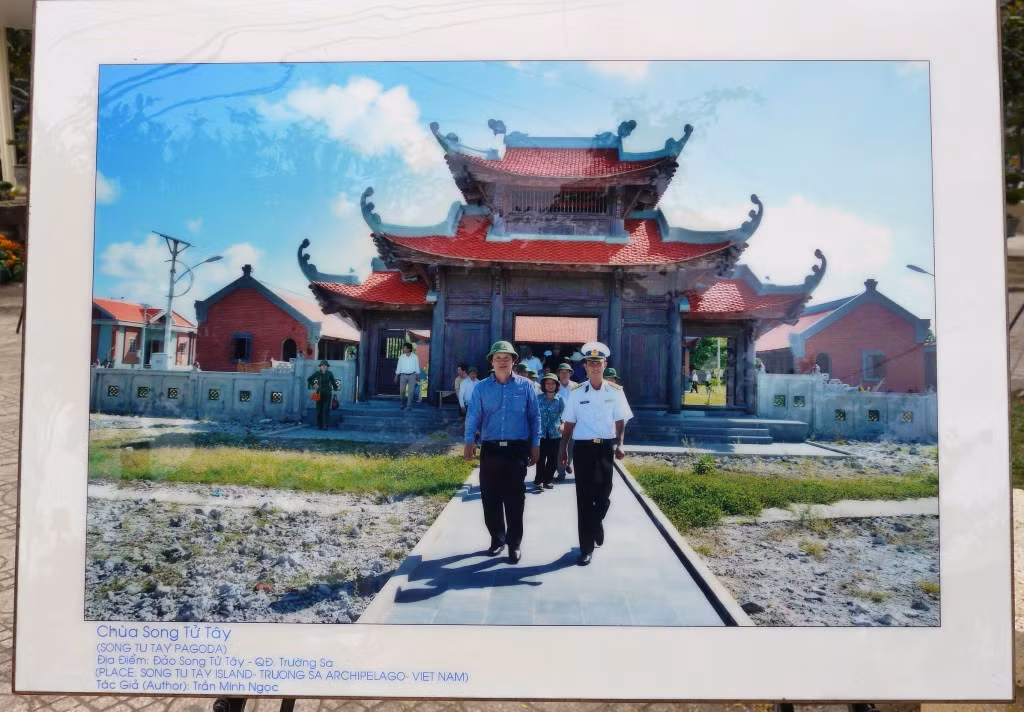 Chùa Song Tử Tây.